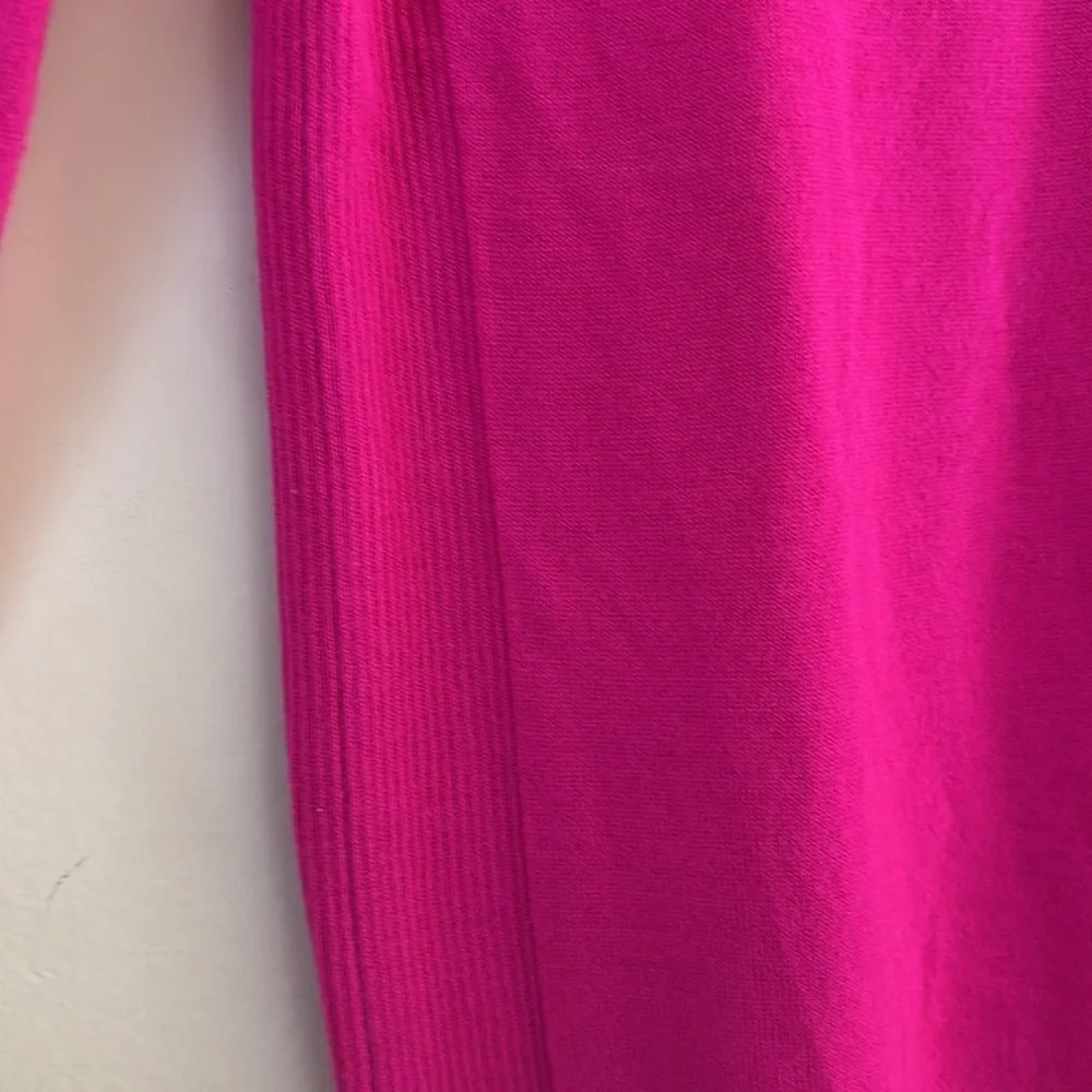 J Crew Crew Neck Pull Over Merino Wool Blend Sweater in Hot Pink Size‎ S